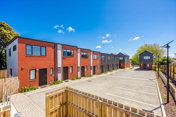 Completion photo of 35 Crawford Ave by Unispot