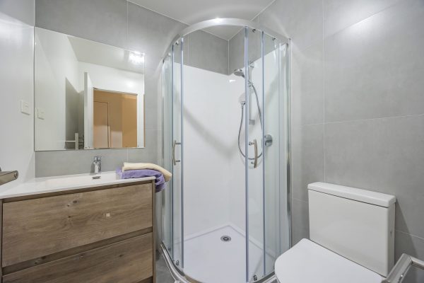 6-35 Crawford Avenue_16